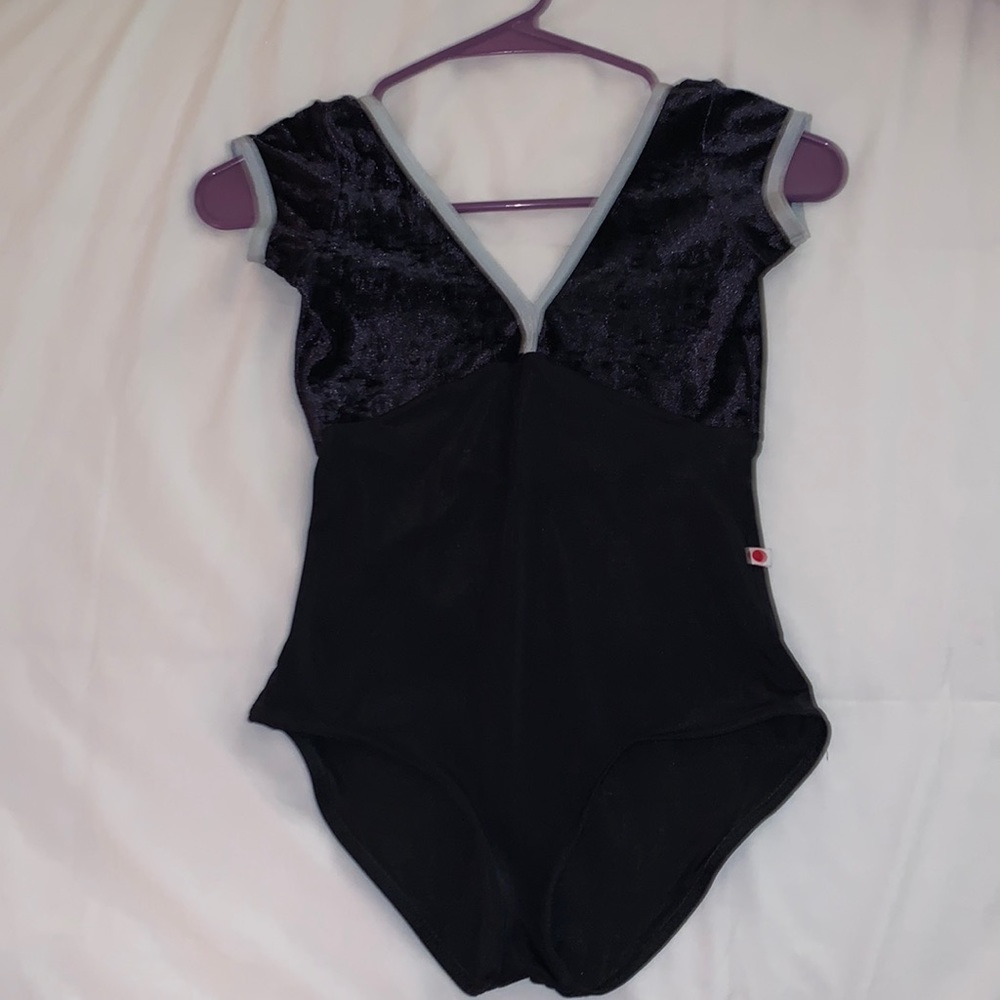 Yumiko Alicia Cap Sleeve Leotard